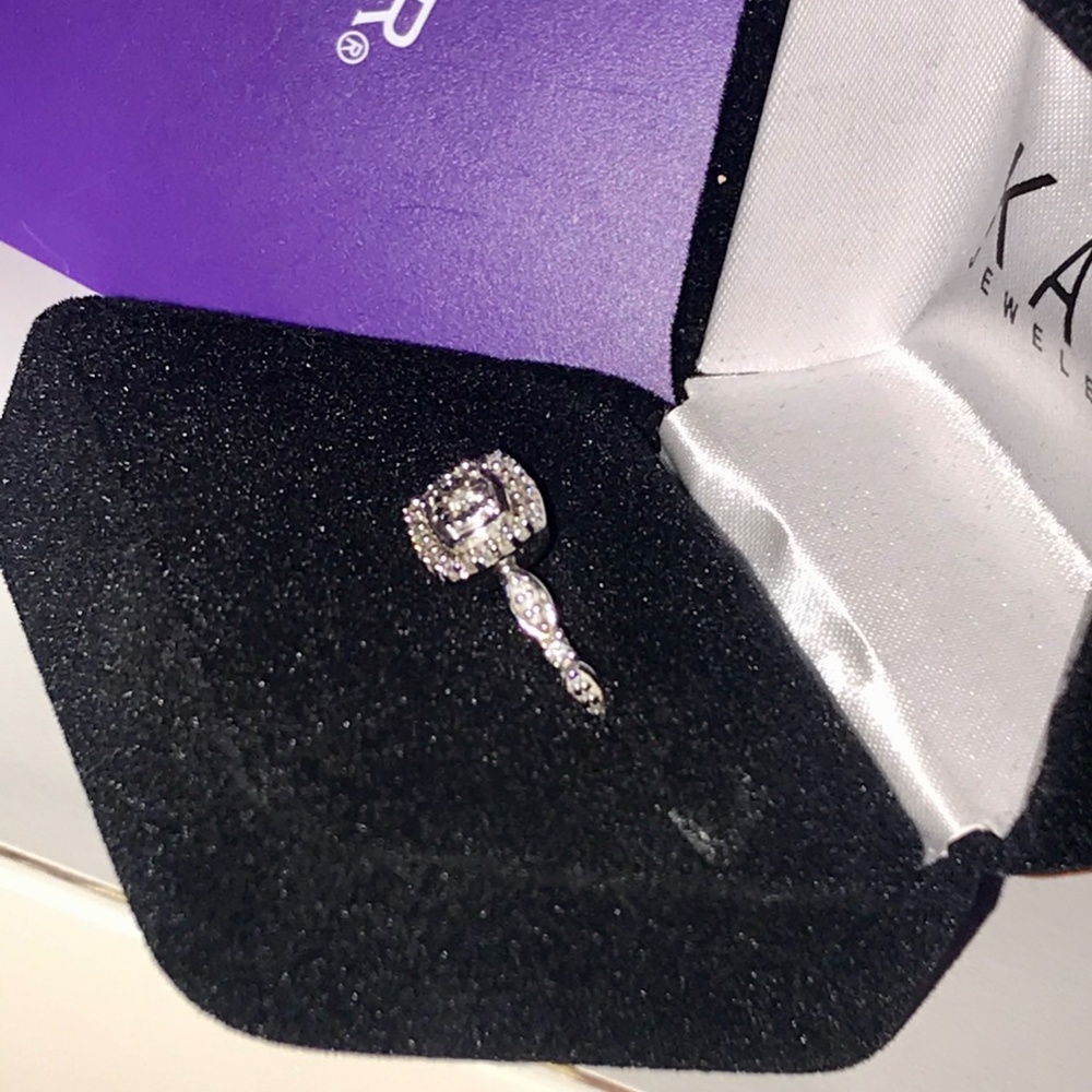 Diamond Promise Ring - Picture 3 of 6